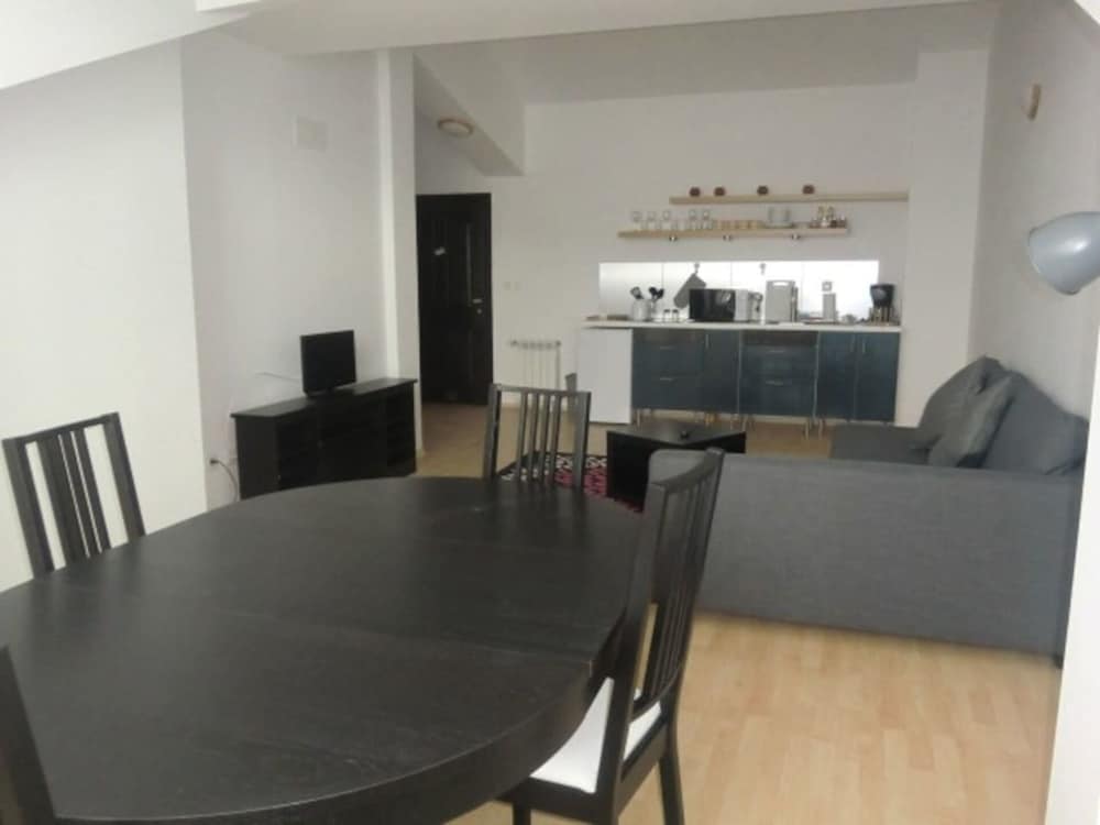 Mtn View Ski Apt - Sleeps4, Petok, 5 Min Ski Lift view 5