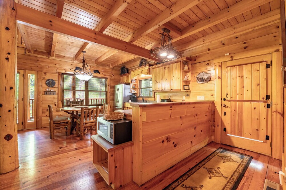 Smoky Bear Cabin