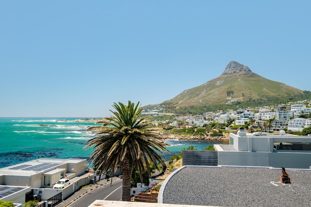 Sapphire Tide Penthouse w Sea View Private Pool