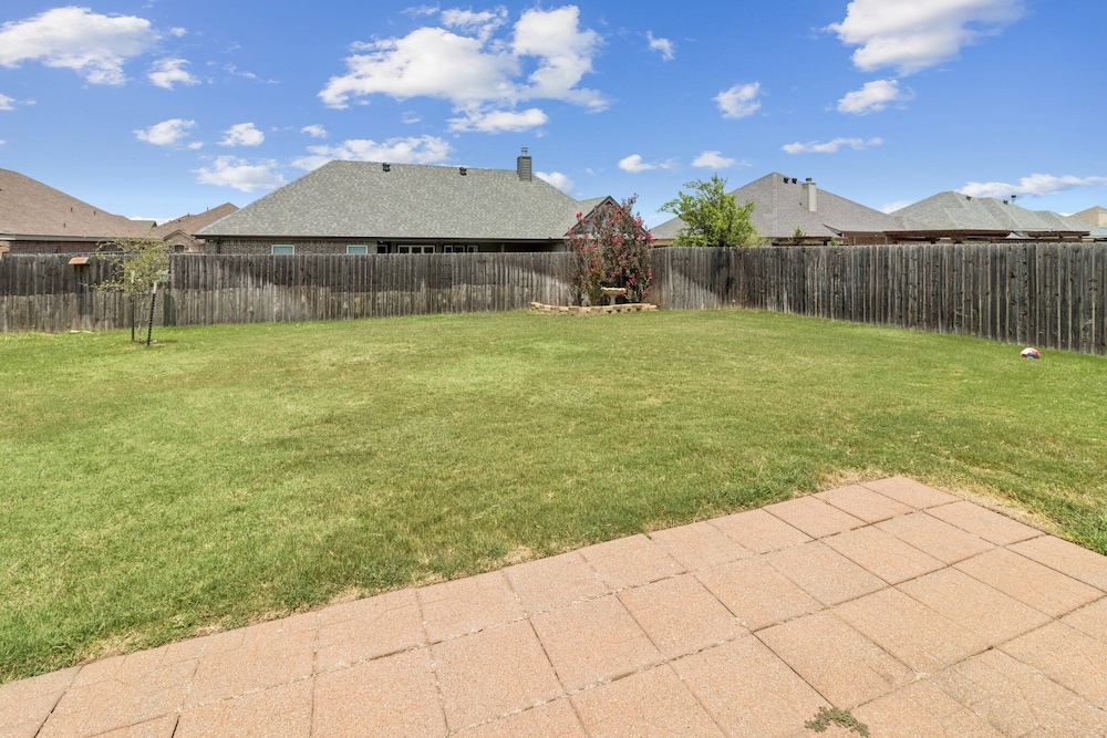 Gorgeous 4br Dakota Springs Home 3 Bedroom Home