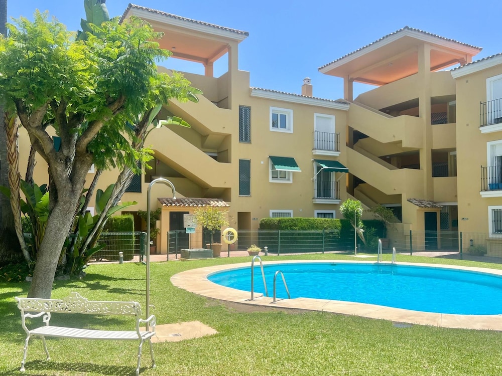 Apto Alambra del Sol