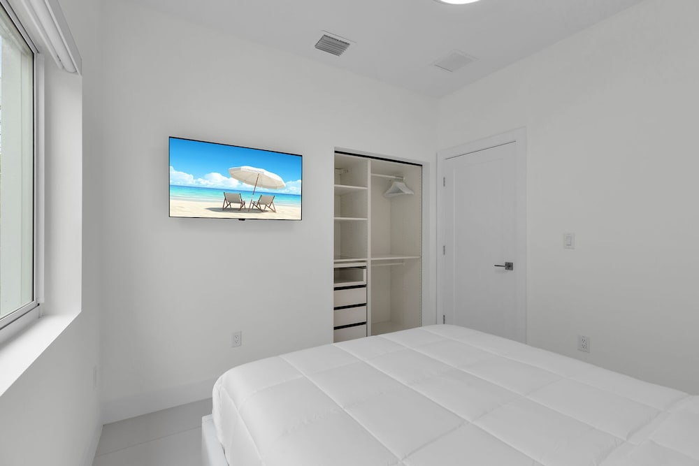 Azul Paradise - Waterfront - Heated Pool - Dock