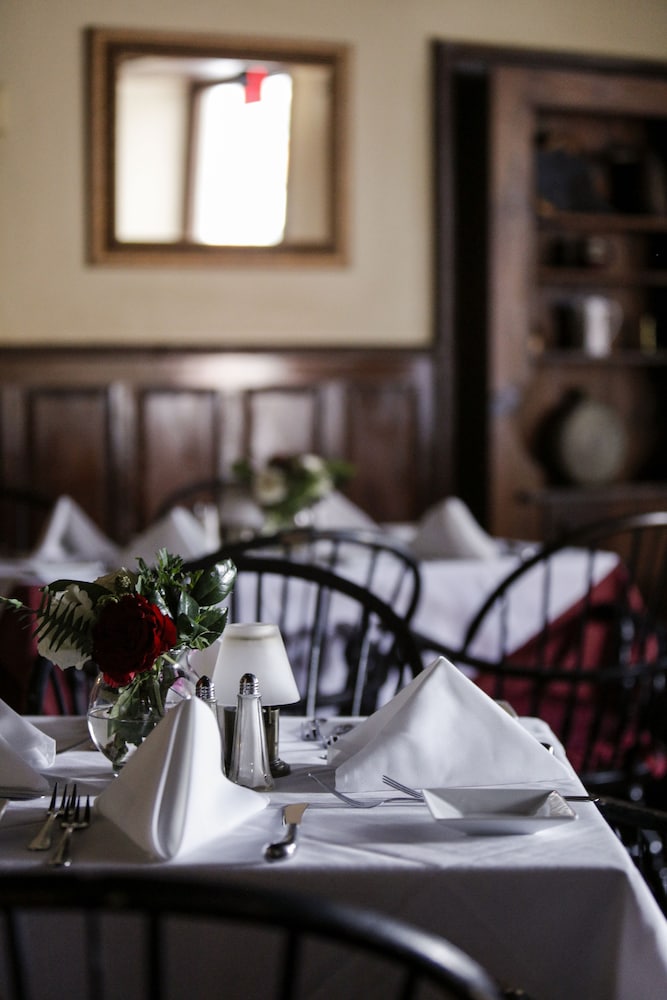 Beekman Arms and Delamater Inn