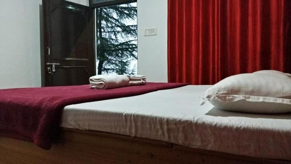 International Youth Club - Hostel