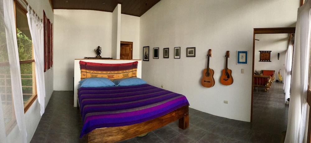 Casa Nautika Guest House view 3