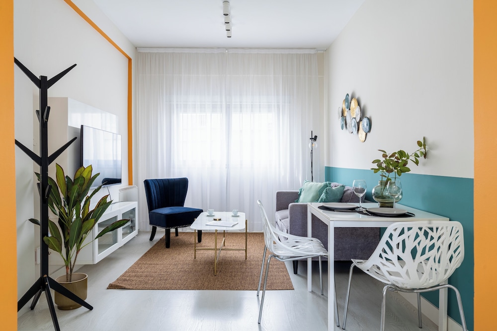 Local Host Living - Signature Apartments in Nicosia