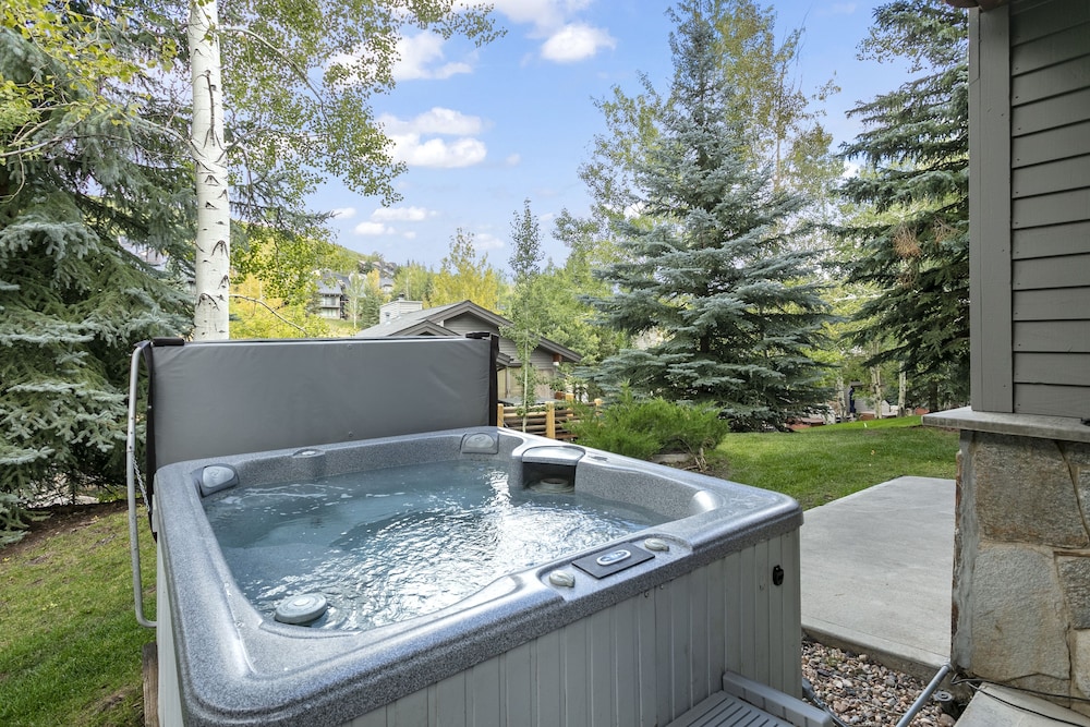 Boulder Creek at Deer Valley Resort - Three Bedroom Condo with Hot Tub #1119 3 Condo