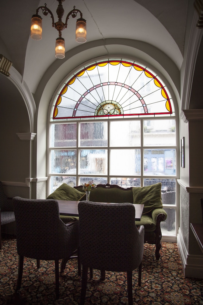 Kilkenny Vacations - The Club House Hotel - Property Image 7