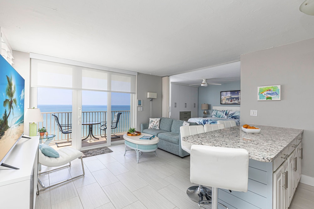 Estero Beach Tennis 1004c Direct Gulf Water Views