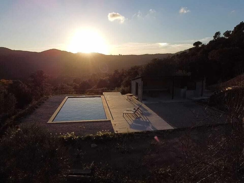 Mimosa Lodge