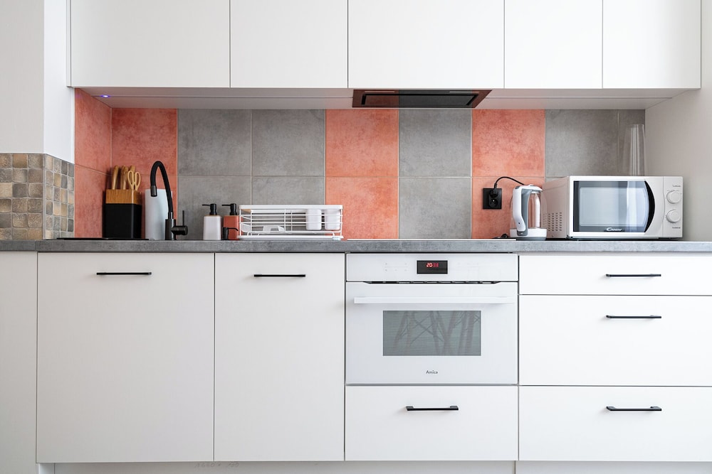 RentPlanet - Apartament Domaniewska view 4