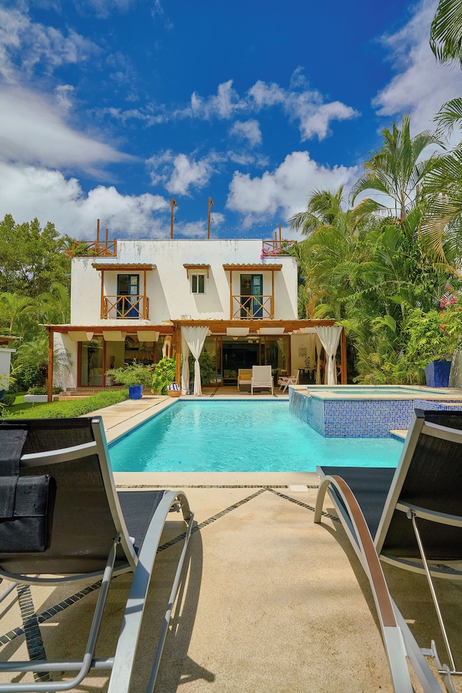 Beach Villa in El Portillo Sleeps 12