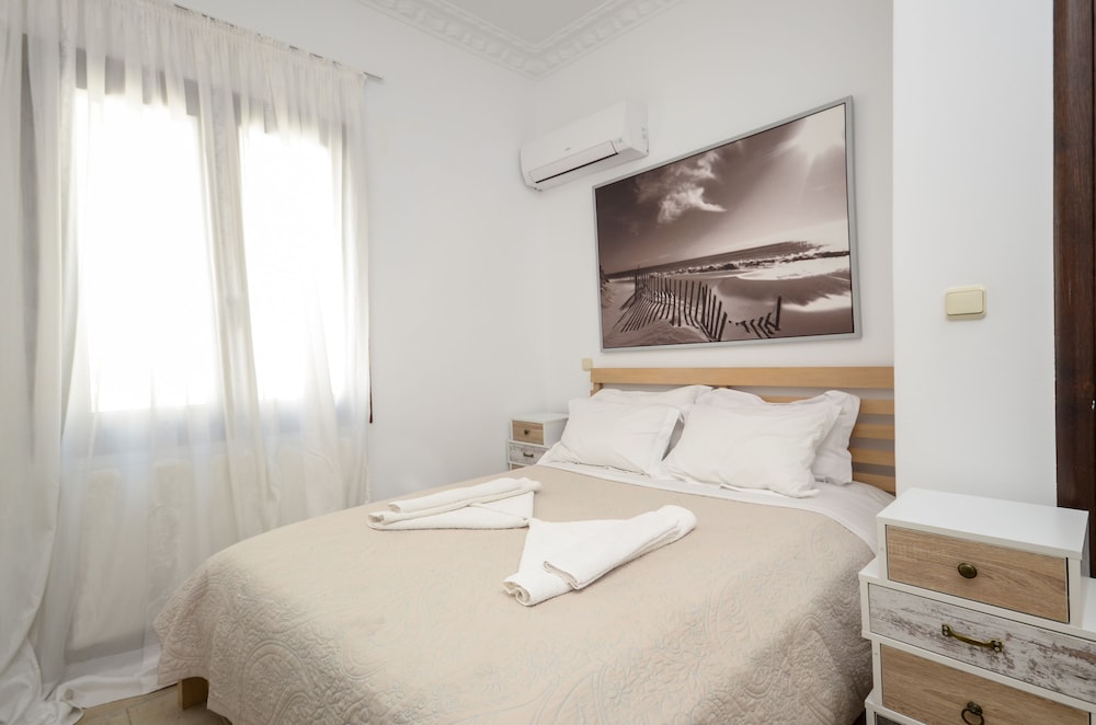 Naxos Center Houses photo 3