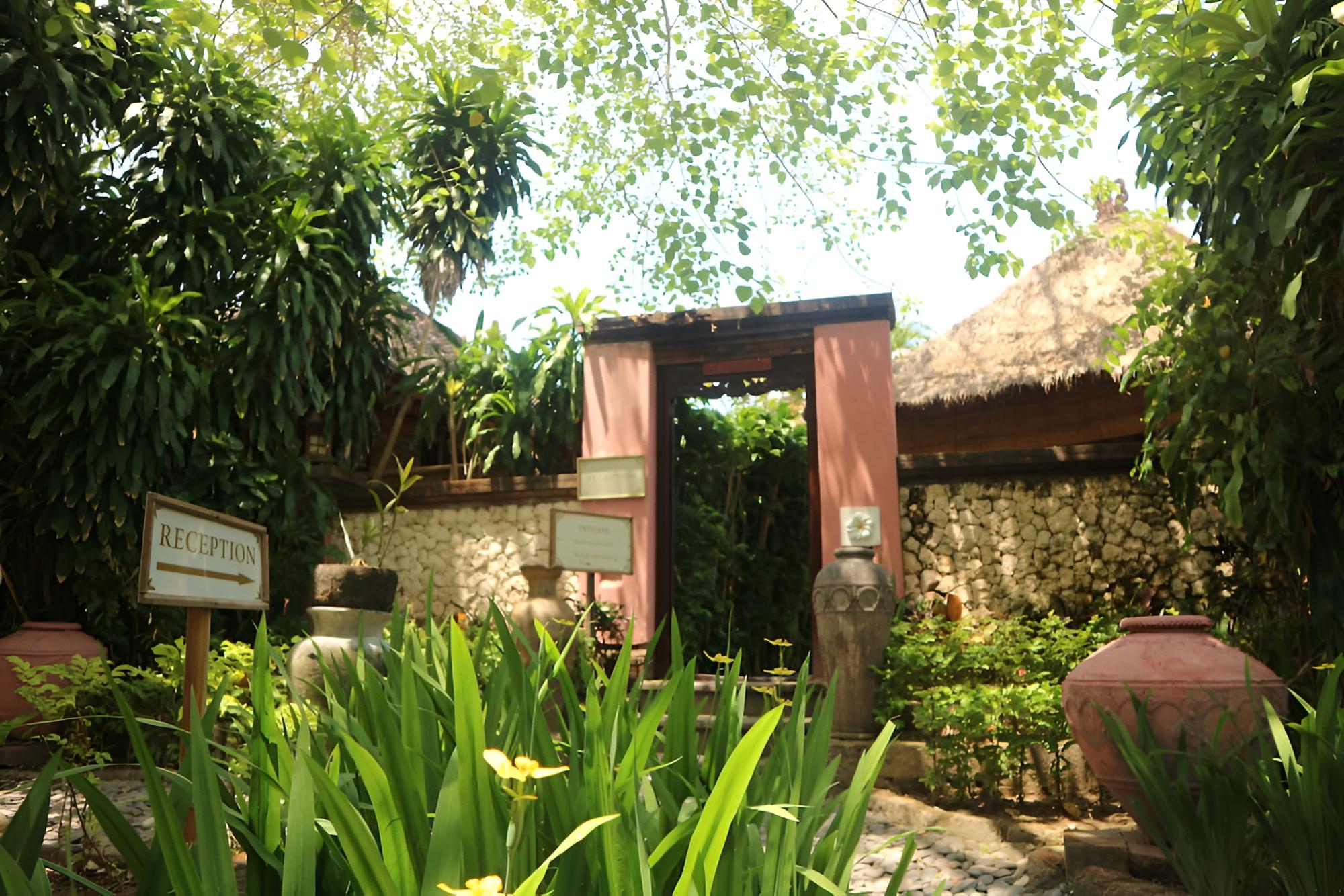 La Taverna Suites