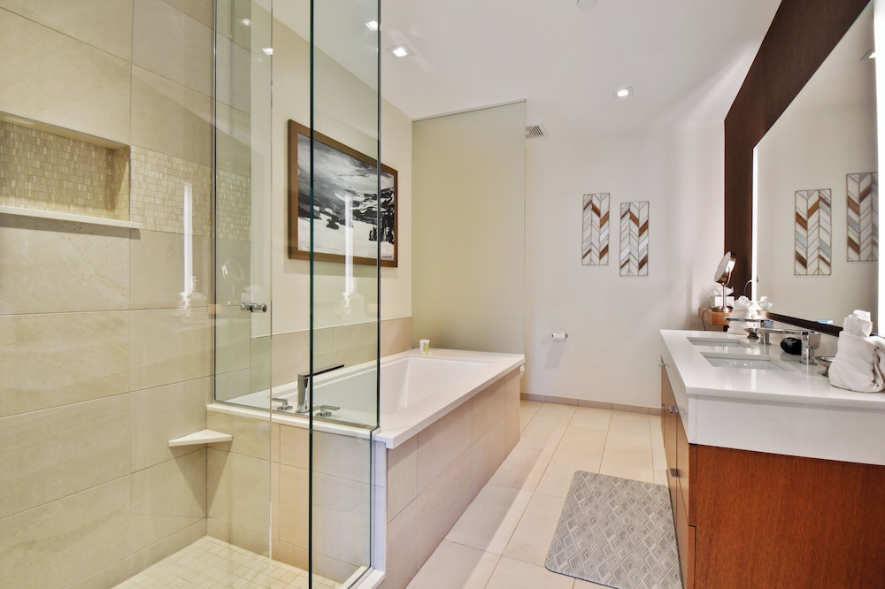 Ski-in out Dream Location With Unparalleled Access Views Amenities Pool Hot Tubs Fitness Center