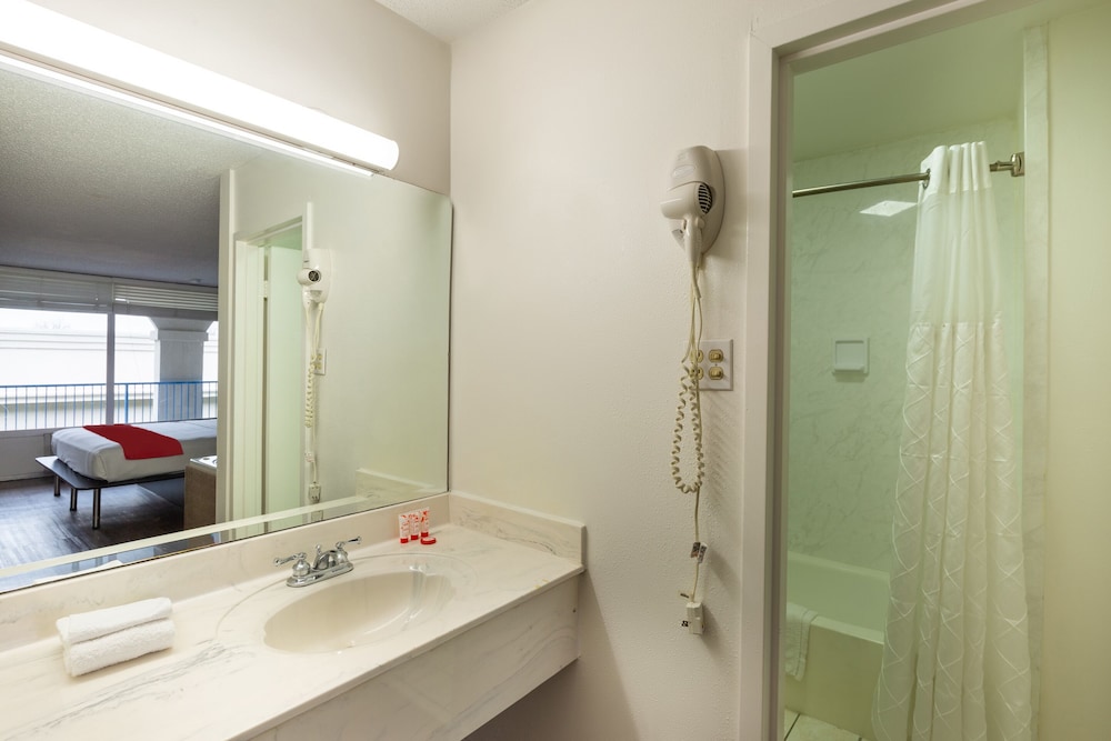 OYO Hotel Baton Rouge - Mead Rd Louisiana