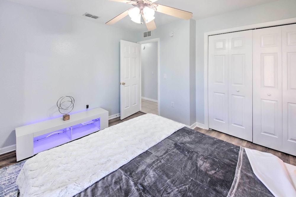 Pool & Fenced Yard: Sebring Retreat