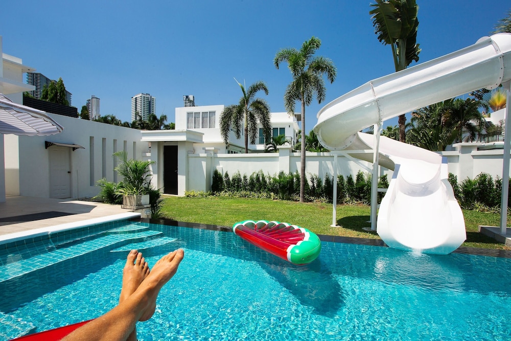 Premium Pool Villas Pattaya