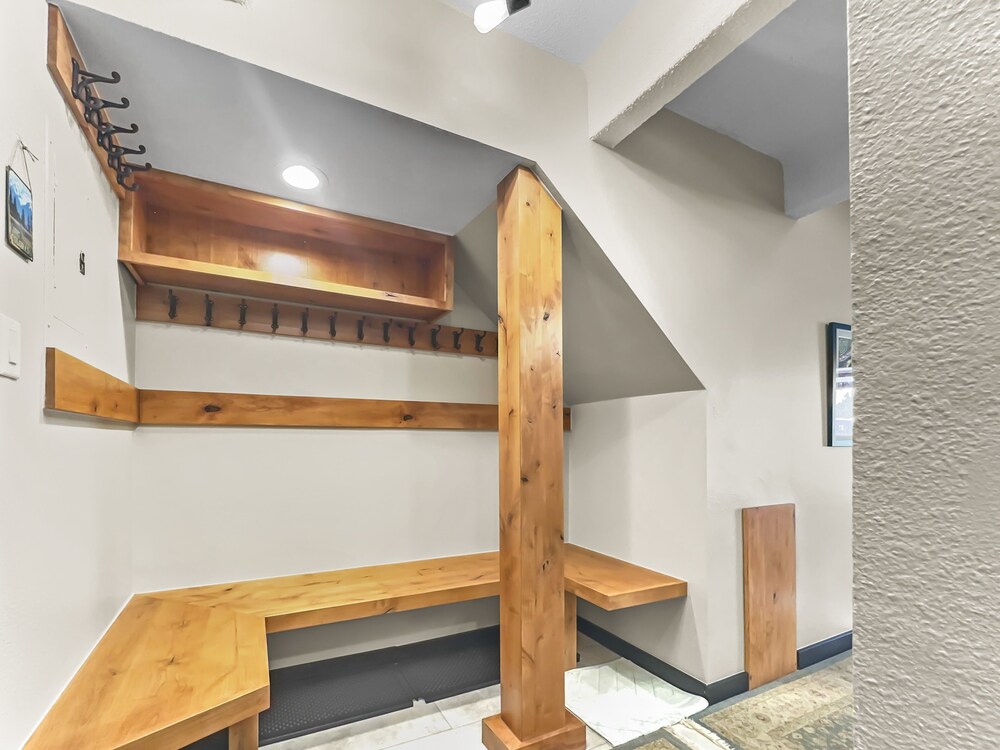 SkyRun - Vacation Condos in Copper Mountain Resort CO