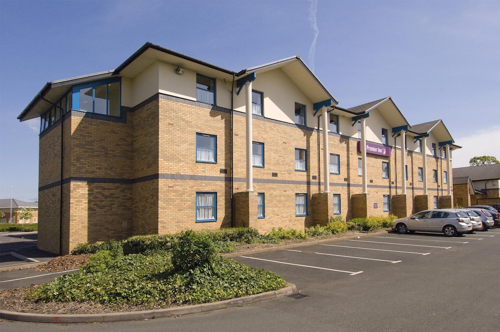 Premier Inn Wolverhampton North, photo 11