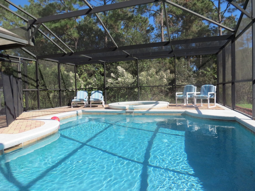 Hotel Pool Homes by SVV - Image 1