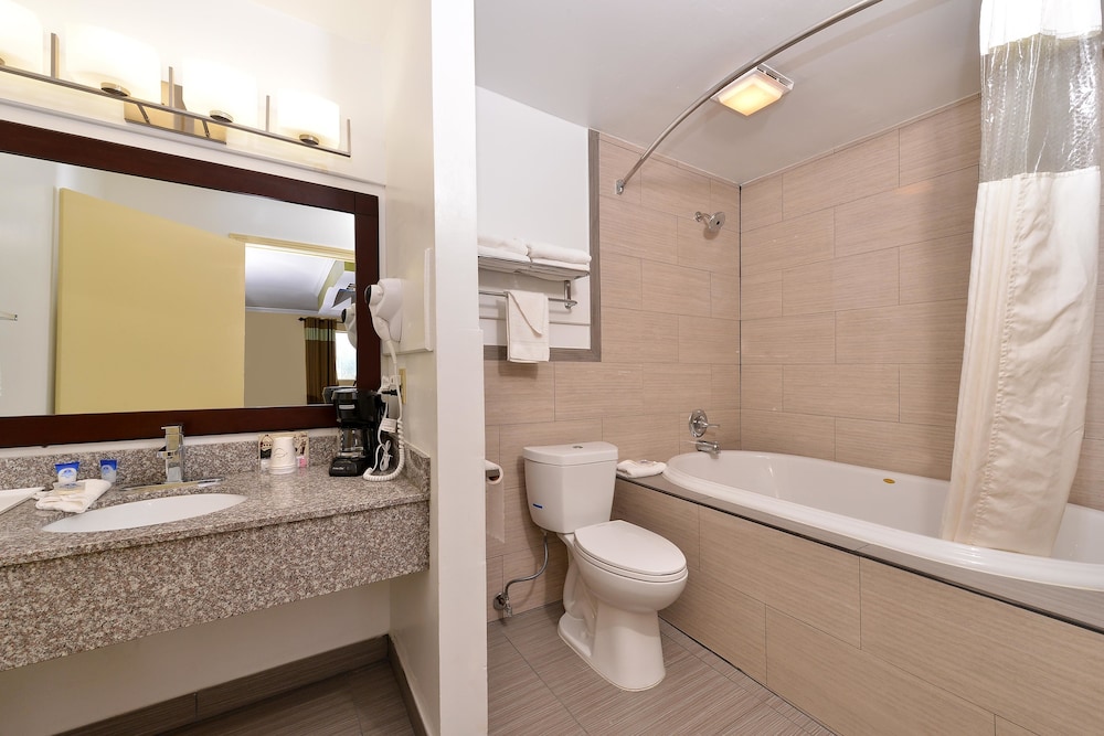 Americas Best Value Inn Winona