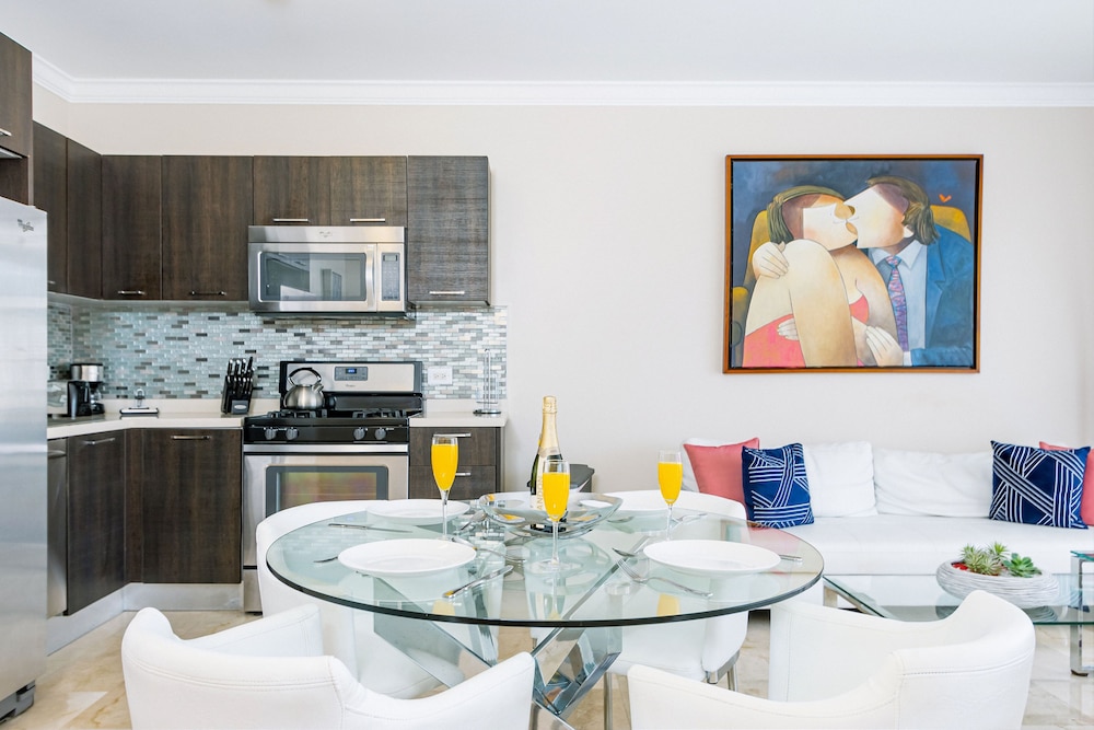 Palm Aruba Condos