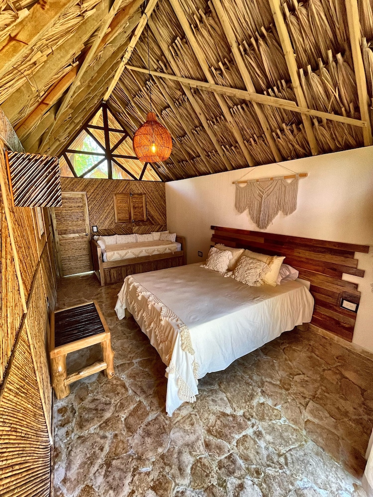 Hotel Isla Mucura