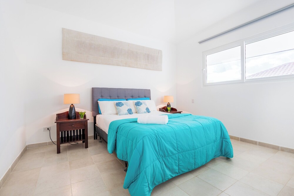 Villa Buganvilla 252 - 4BR Pool Jacuzzi Golf