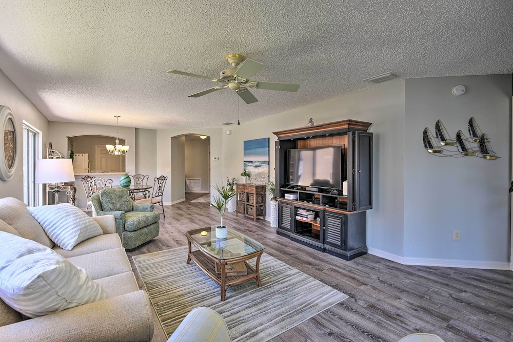 Courtyard Villa w/ Lanai Community Amenities! - Property Image 16
