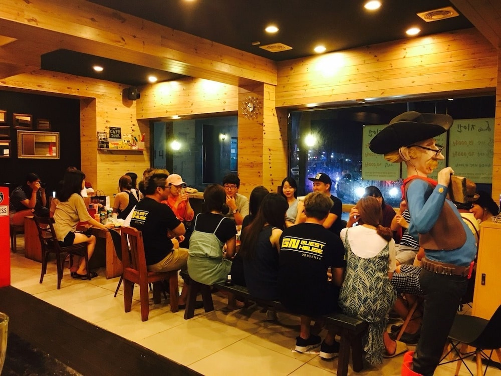 GN Guesthouse Coffeemarina - Hostel