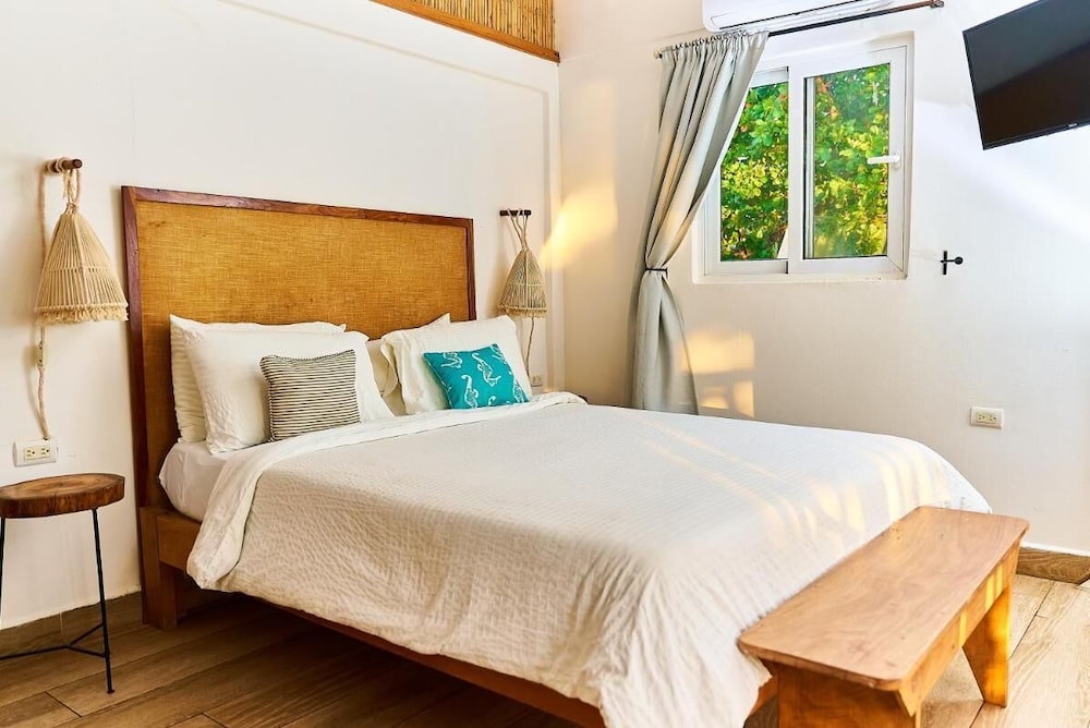 Room in Lodge - Melon 7 - Double Room With sea Views, Terrace or Balcony view 5