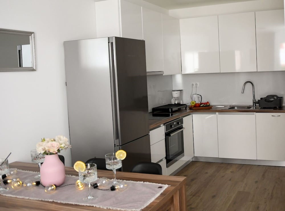 Stylish Okrug Gornji Apartment With Terrace and Patio