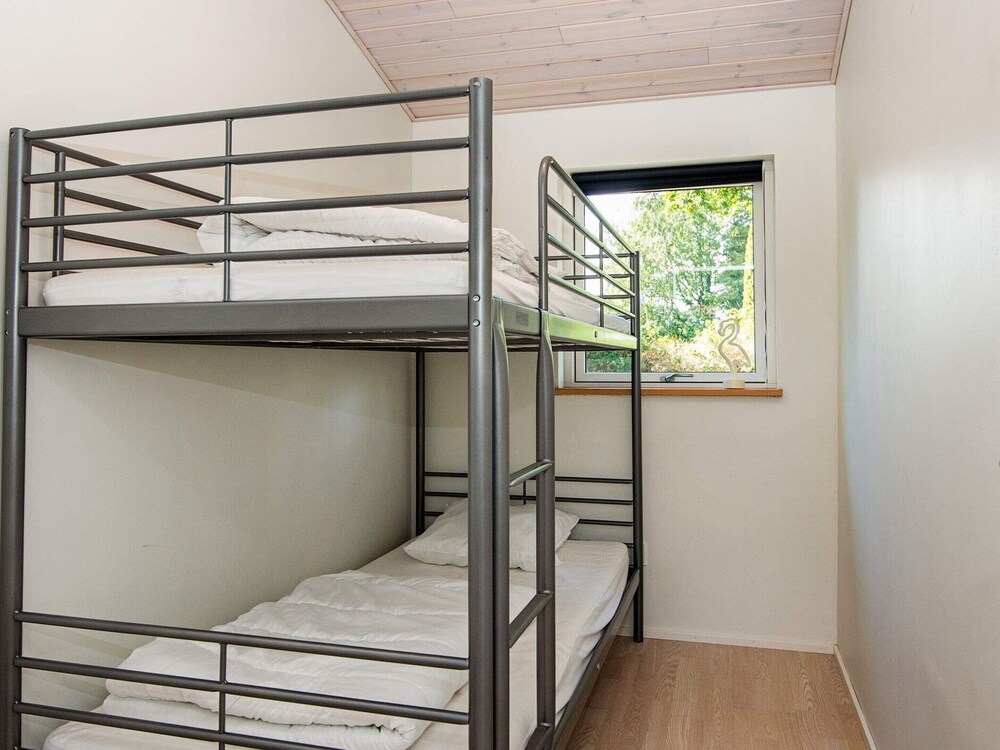 Renovated Retreat in Hejlsminde-by Traum view 3