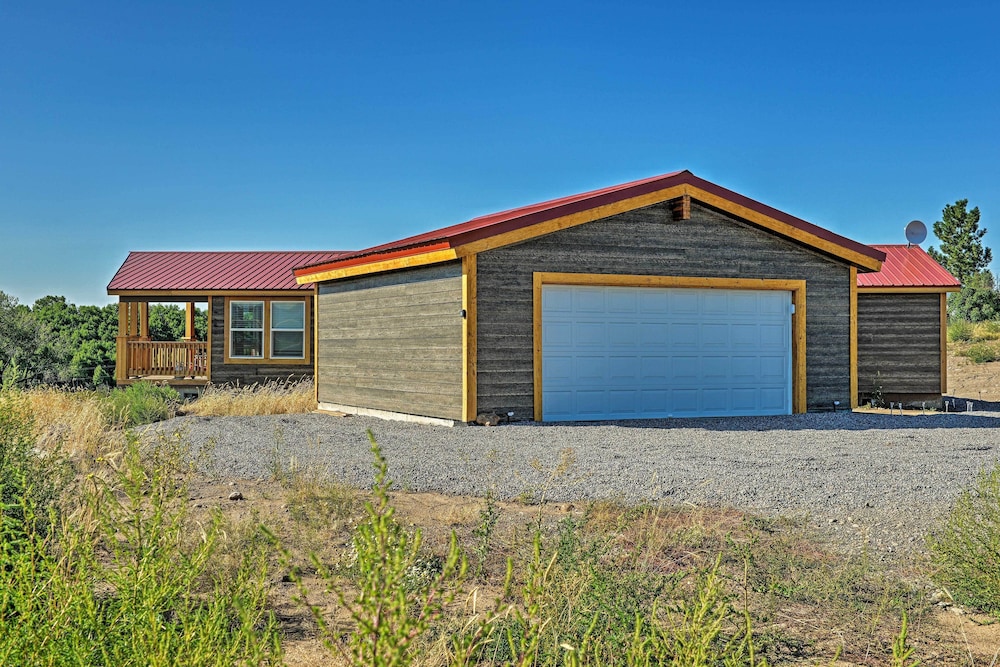 Griffel River Ranch w/ Views - An Anglers Dream! view 3