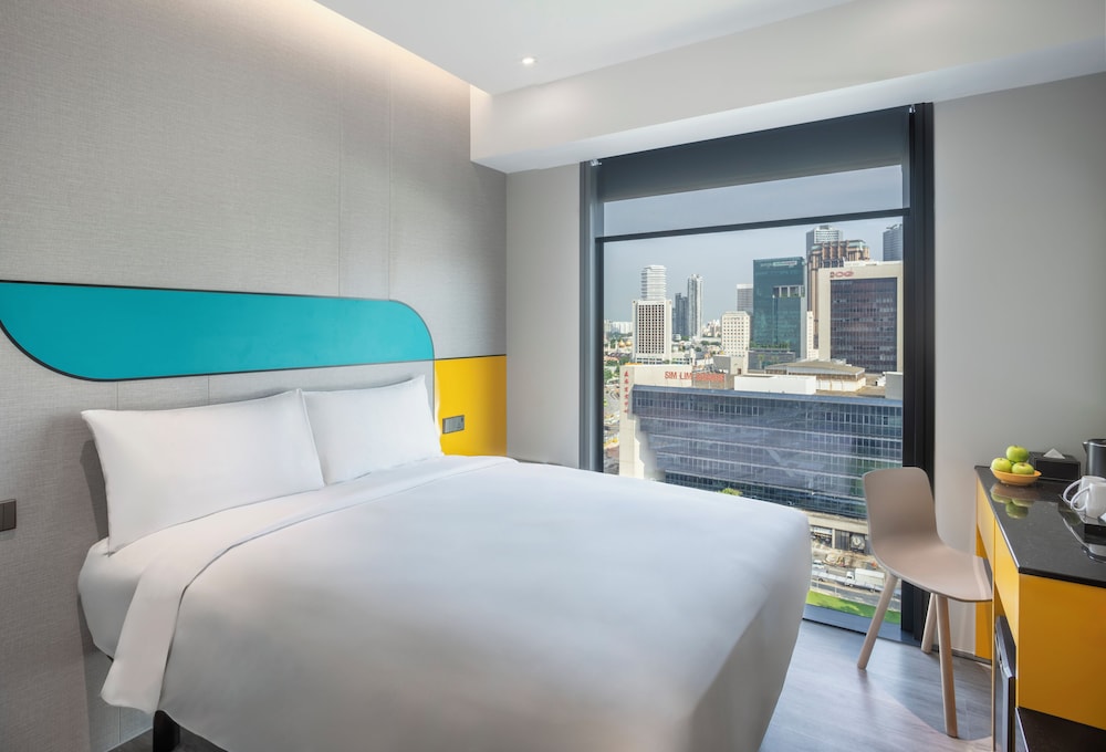 Hotel Mi Rochor 5