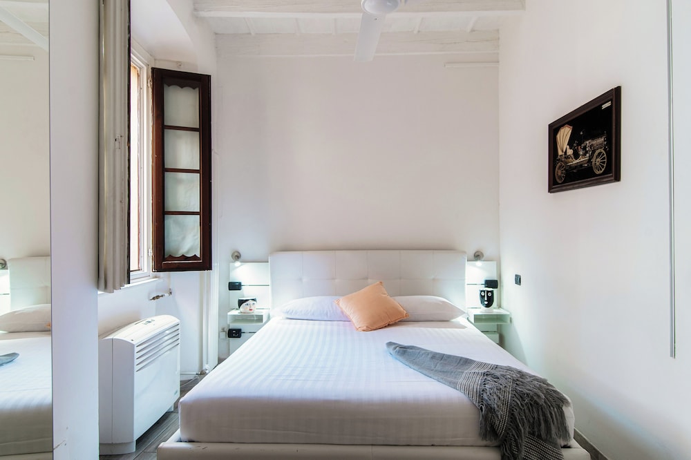 JOIVY Al Duomo guest house