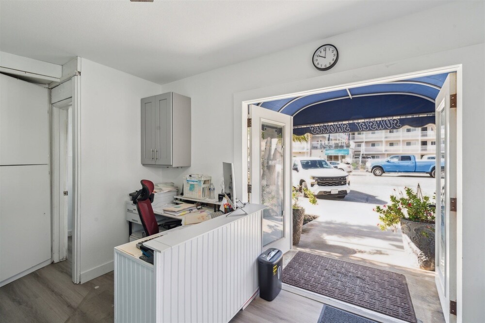 Beach Condo W/private Ocean View Balcony #237 1 Bedroom Condo by Sunset Shores Condominiums