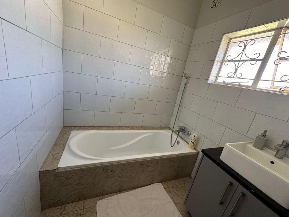 Casamaya Avondale, Harare