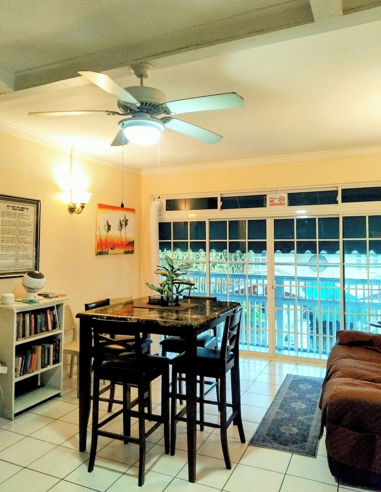 Dalley's Cozy Apartments