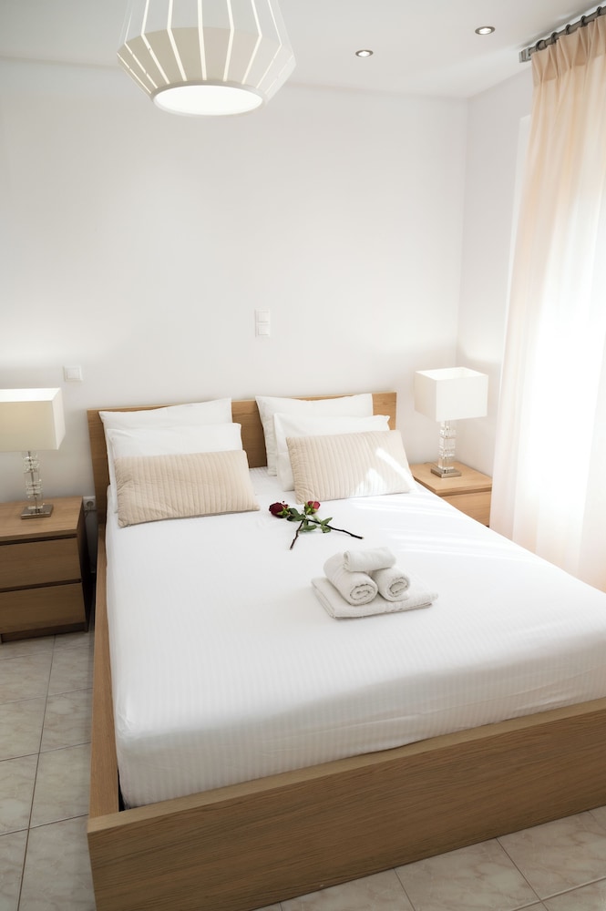 Keratea Luxury Villa - Athens Airport