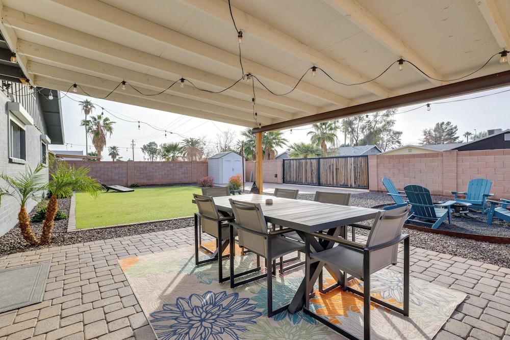 4 Mi to Dtwn: Home w/ Fire Pit & Patio in Tempe