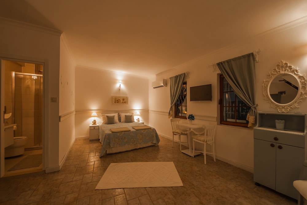 8 Oda Boutique Homes
