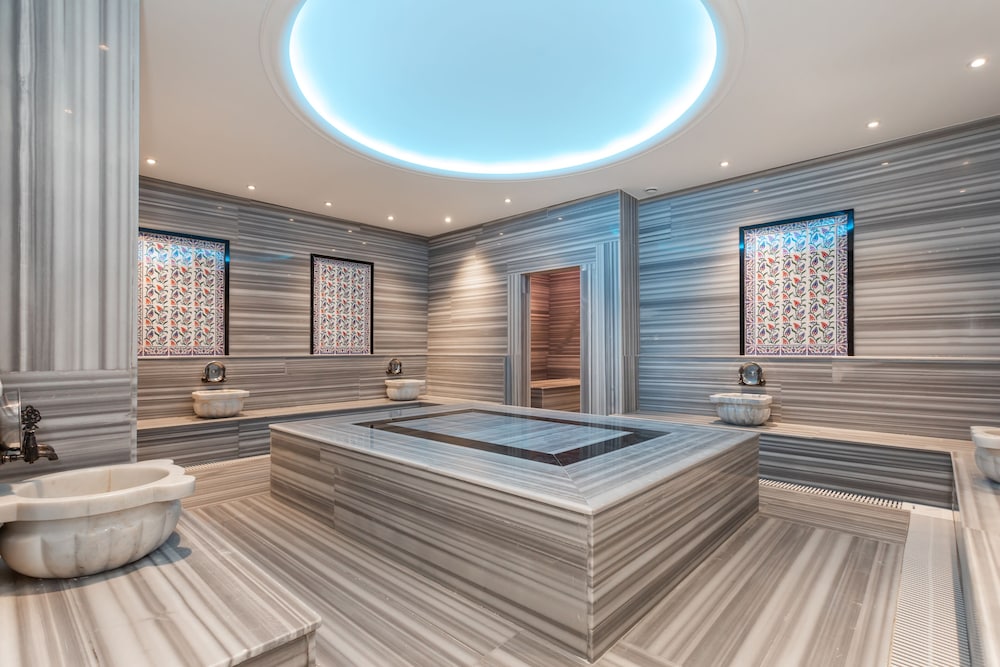 Mogons Exclusive Hotel - Image 124