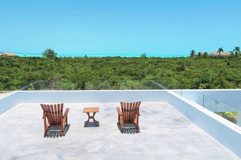 Seaside Family Vacation Villa, Hotel Amenities v2