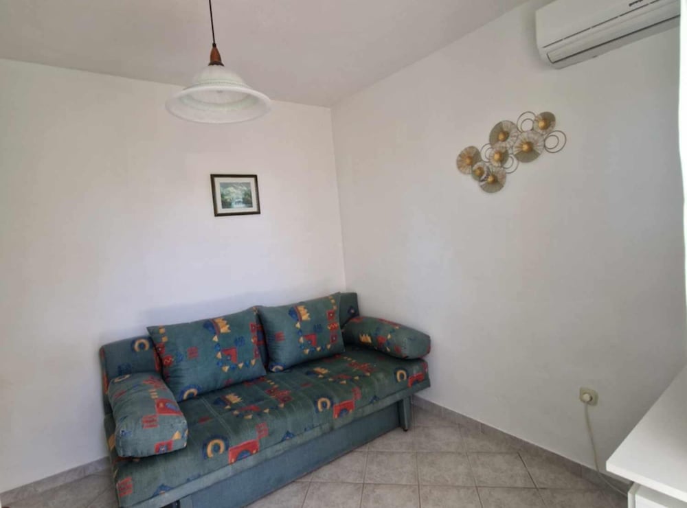 Photo 49
