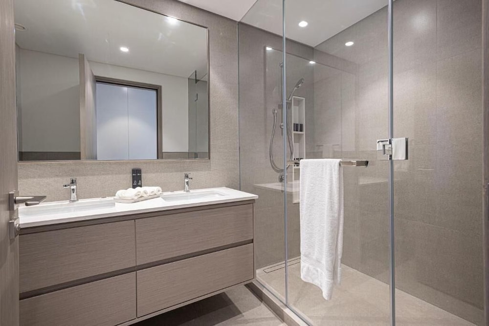 Roomszy Grande Residences Downtown Dubai