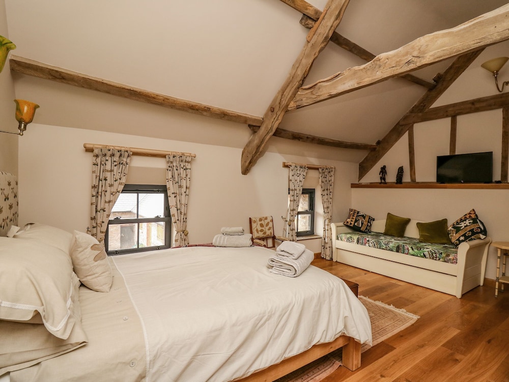 Pen Bont Home Farm