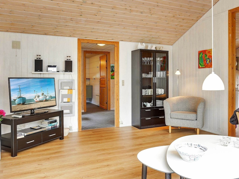 6 Person Holiday Home in Henne