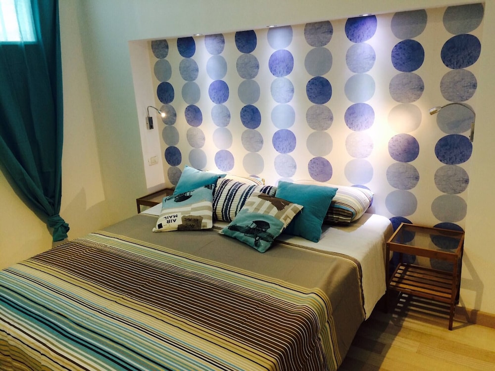 Oceanfront Condo in Playa las Americas With Sea Views